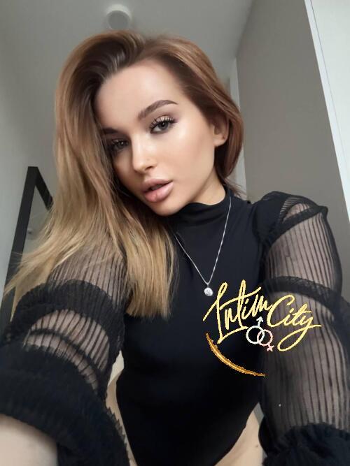 Stunning babe, London Escort.